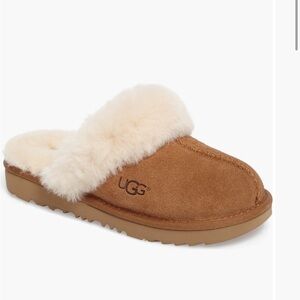 NEW IN BOX! UGG Cozy II Scruff Slipper, Big Kids Size 5M, Chestnut